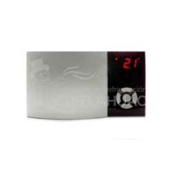 AKO-D14632 CONTROLADOR MURAL, 230V, 3 REL?S, +SONDA